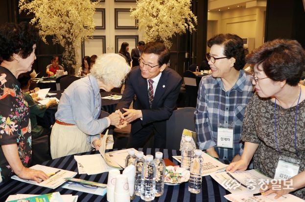 충북교육청, 퇴직교직원 교육활동지원단 발대식