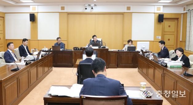 대전시의회 행정자치위원회, 2025년 예산안 심사 돌입